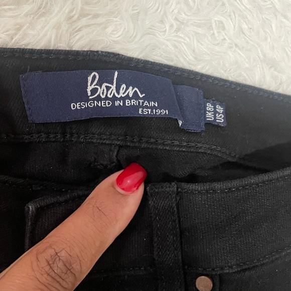 Boden Classic Black Trousers jeans - Picture 2 of 9